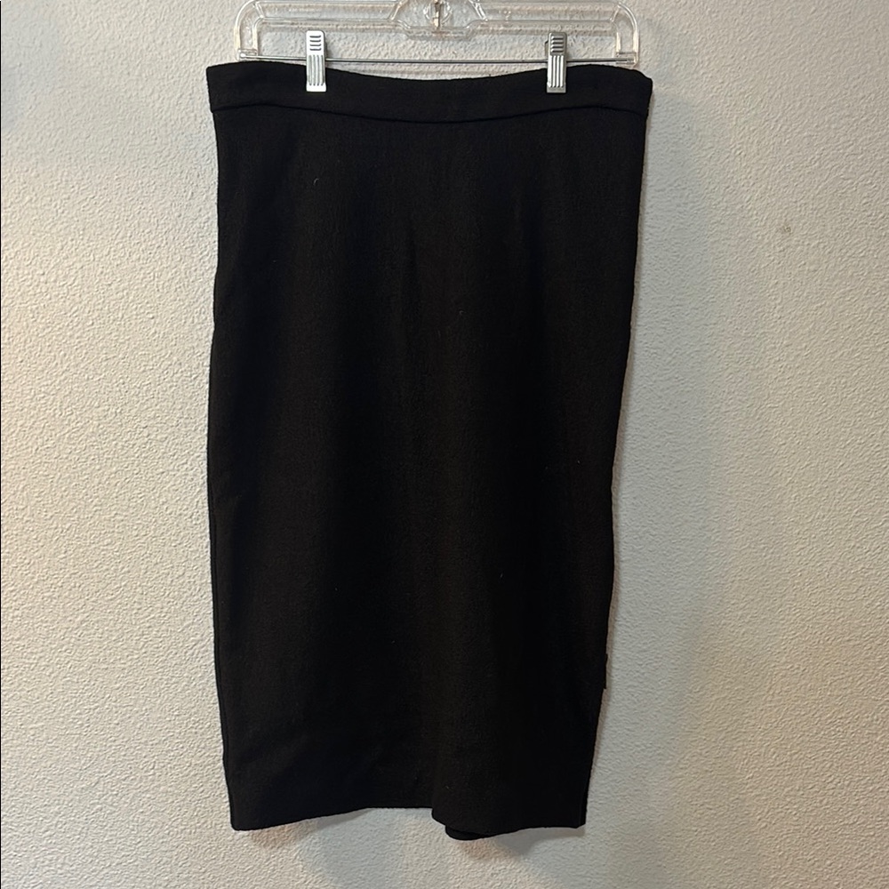 Banana Republic Black Pencil Skirt Knee-Length Workwear